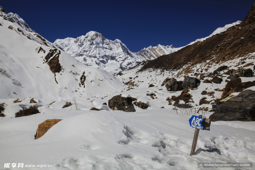 尼泊尔雪山