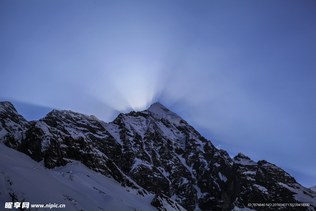 尼泊尔雪山