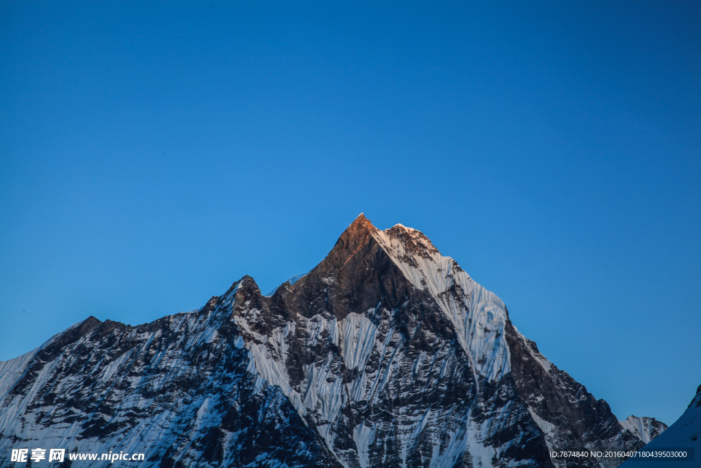 尼泊尔雪山