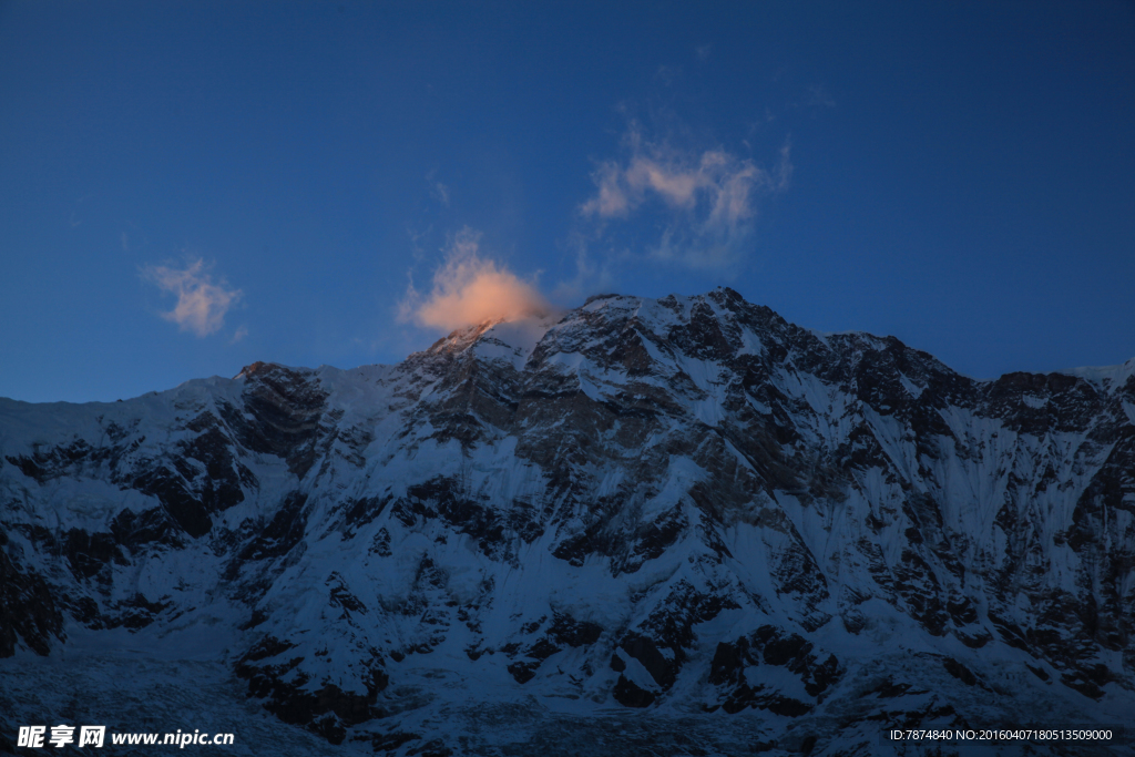 尼泊尔雪山