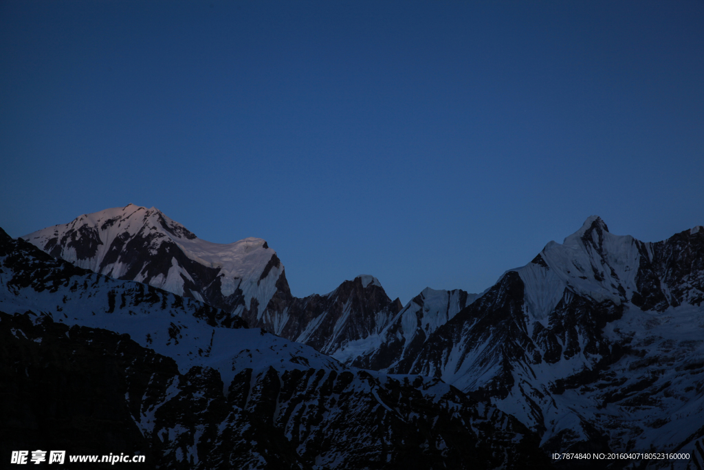 尼泊尔雪山