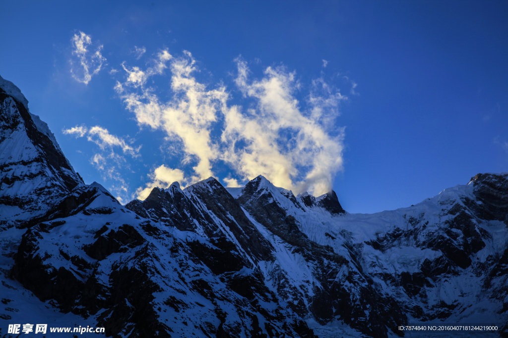 尼泊尔雪山