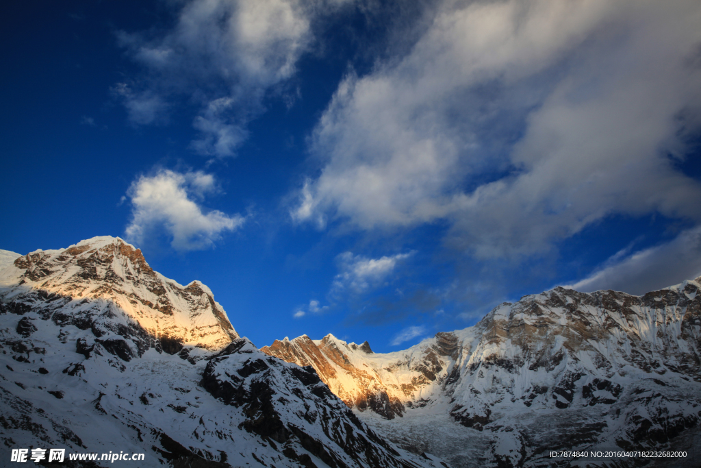尼泊尔雪山