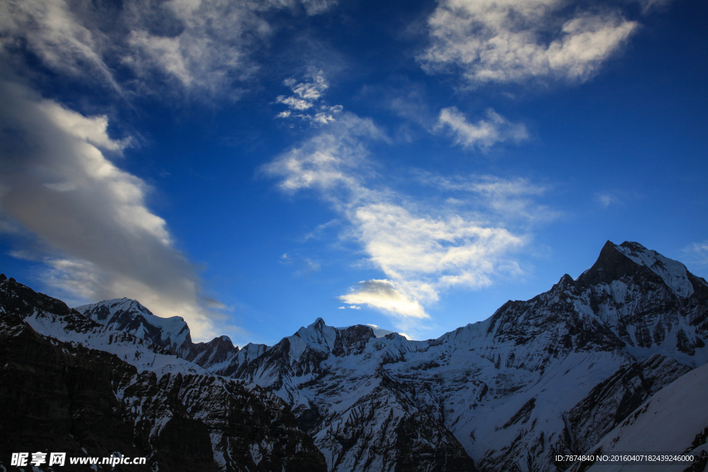 尼泊尔雪山