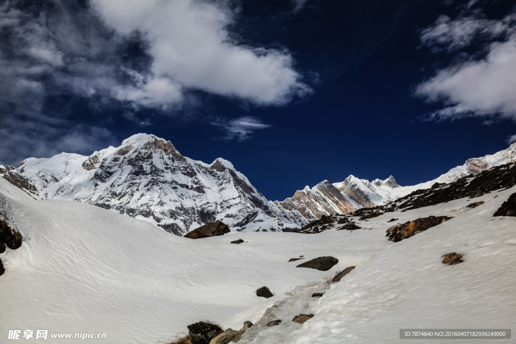 尼泊尔雪山