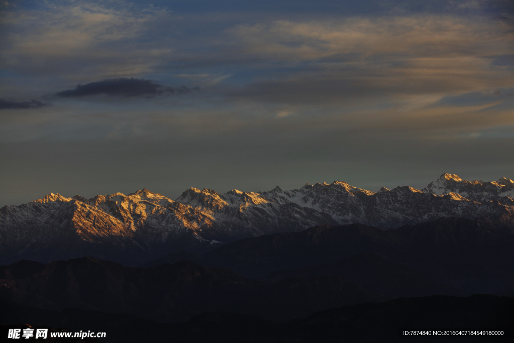尼泊尔雪山