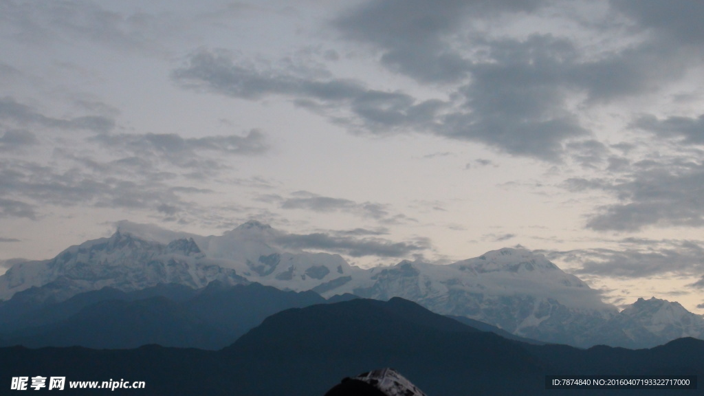 尼泊尔雪山