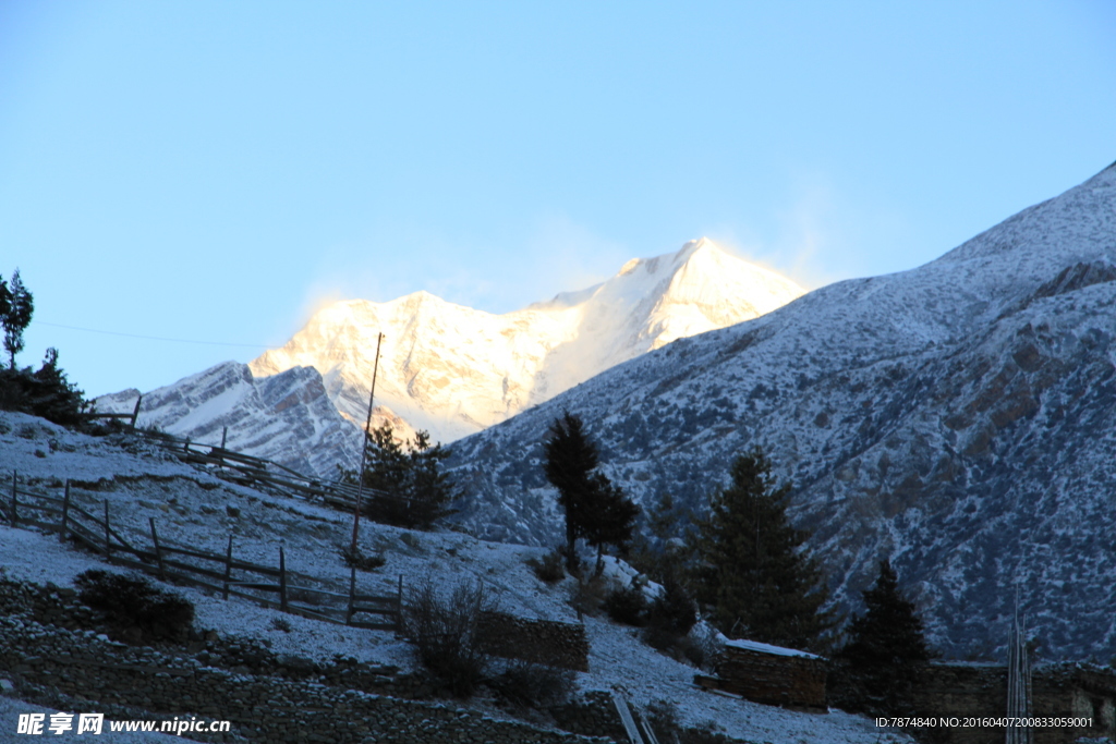 尼泊尔雪山