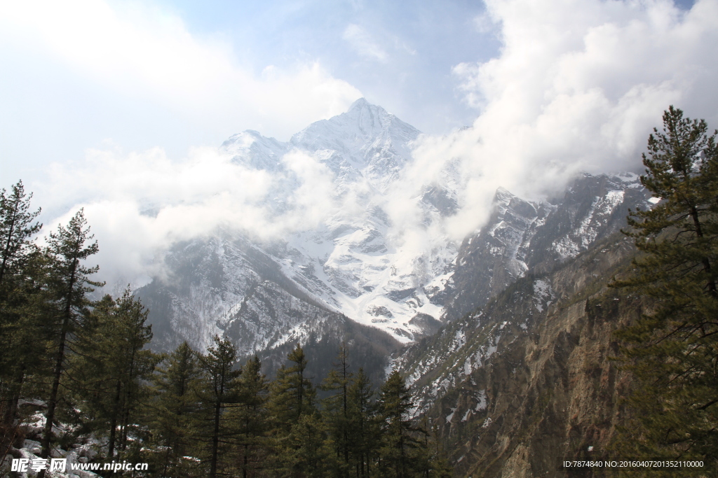 尼泊尔雪山