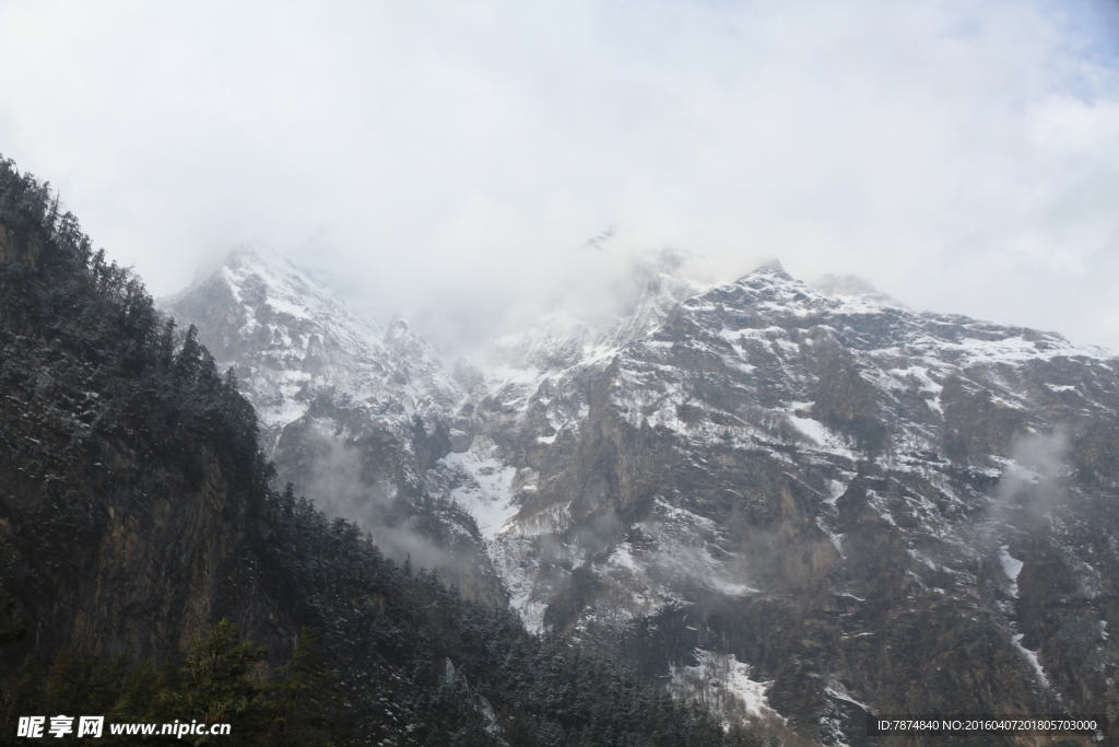 尼泊尔雪山