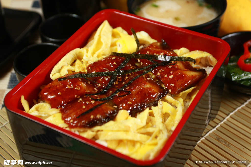 鳗鱼蛋饭 鳗鱼
