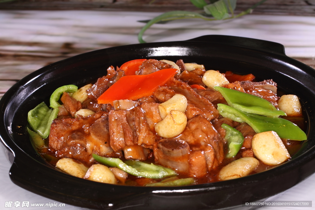 石锅小排骨