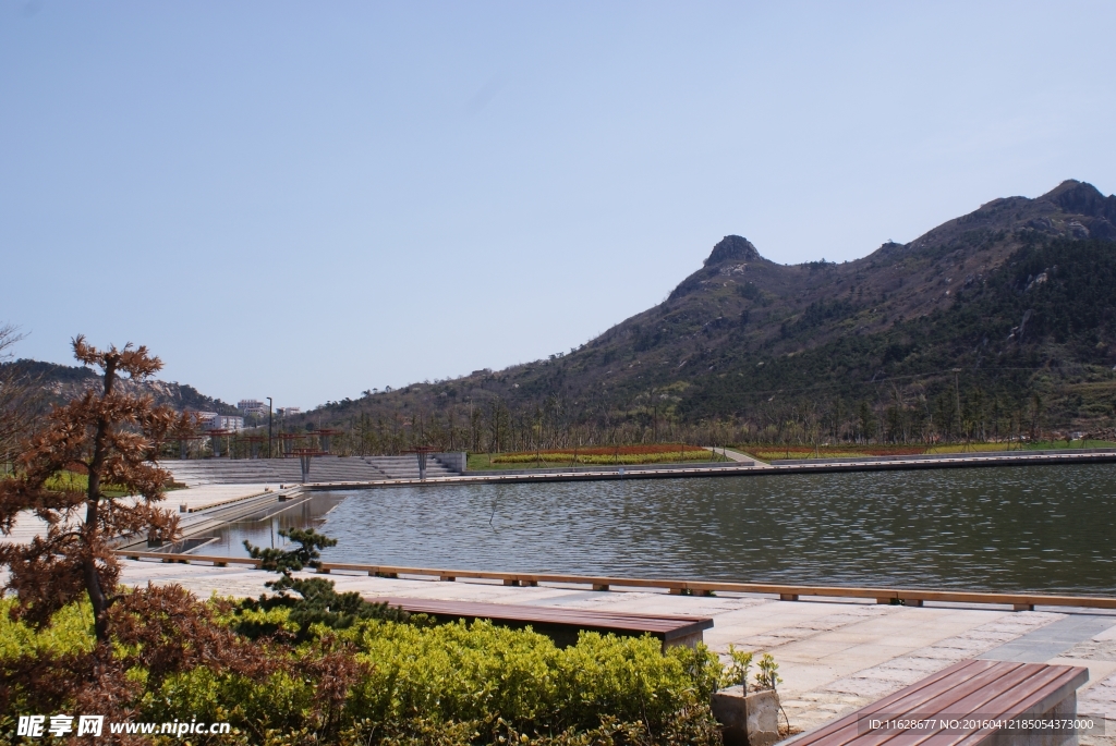 湖光山色