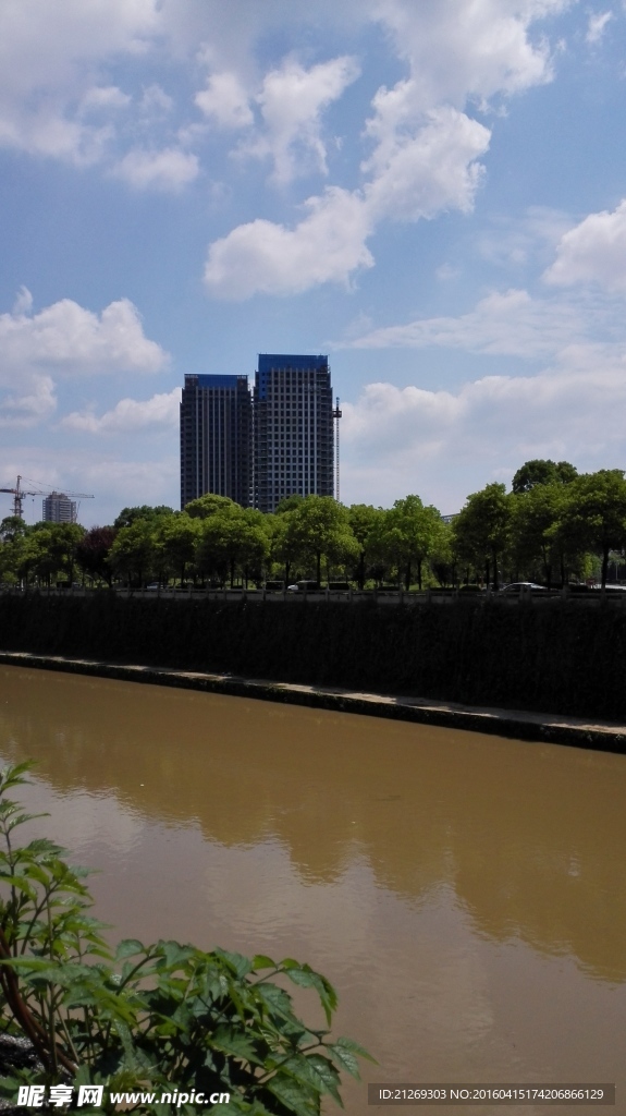 城市小景 河流