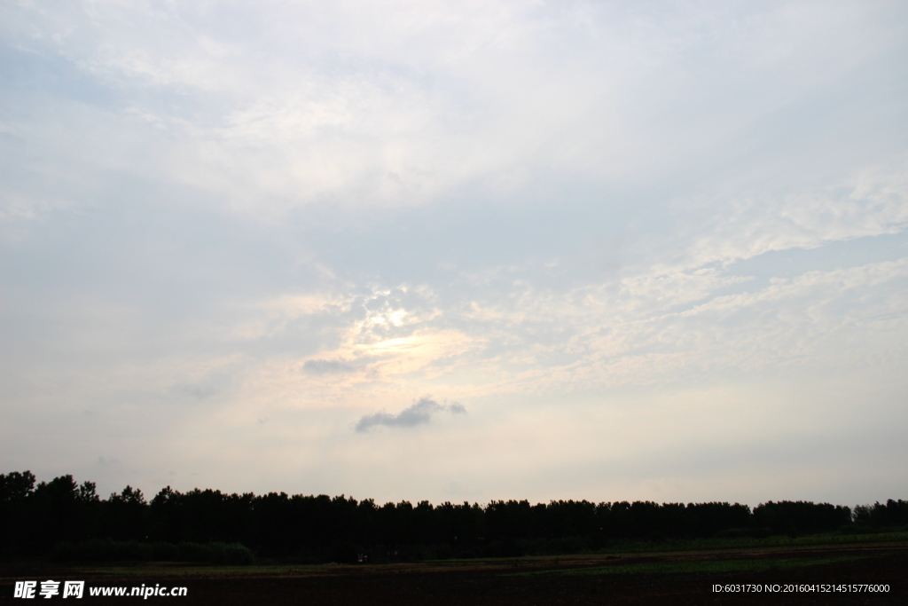 天空