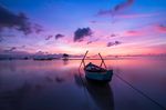 海边 黄昏 小船