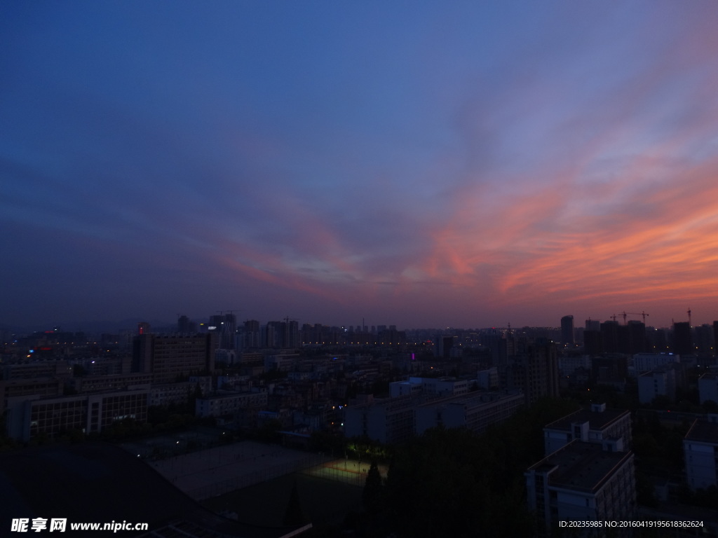 杭州夜景晚霞