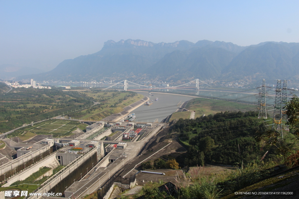 三峡