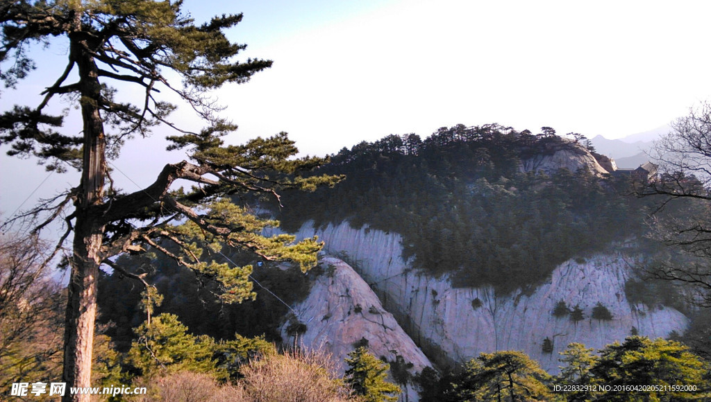 华山