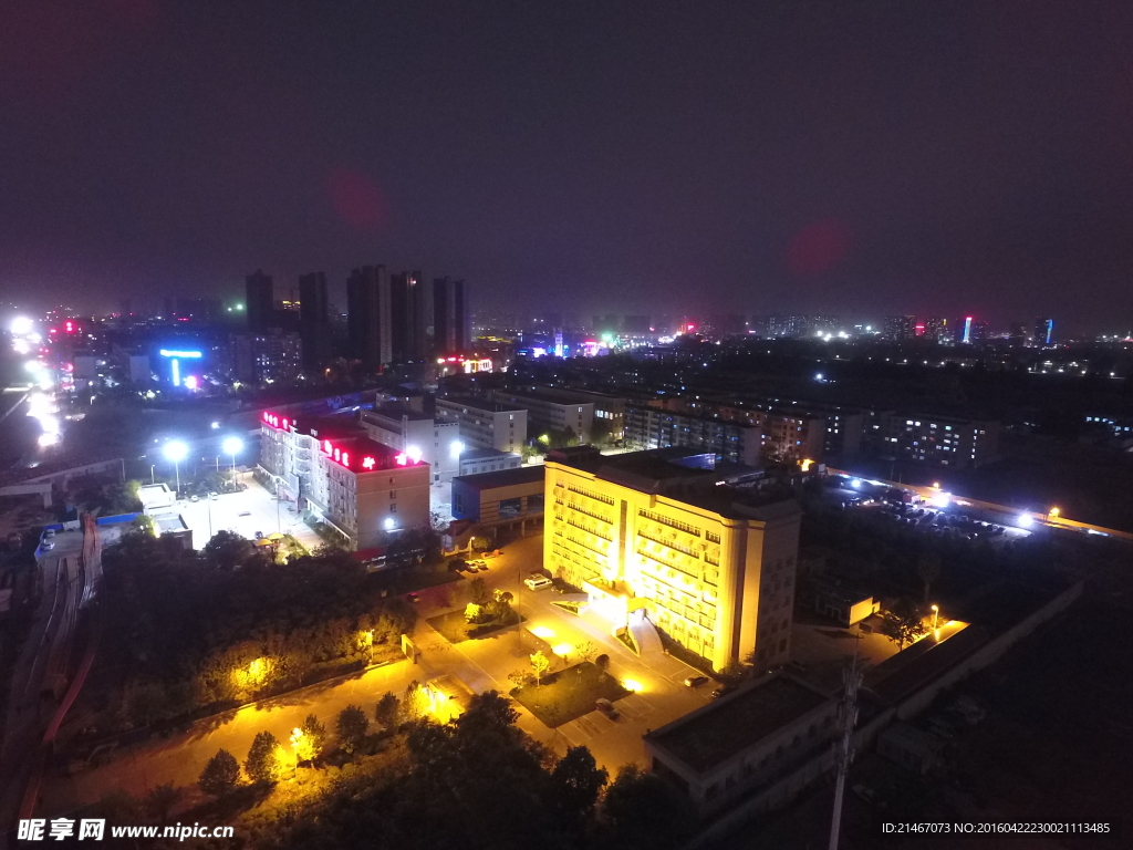 郑州夜景上空