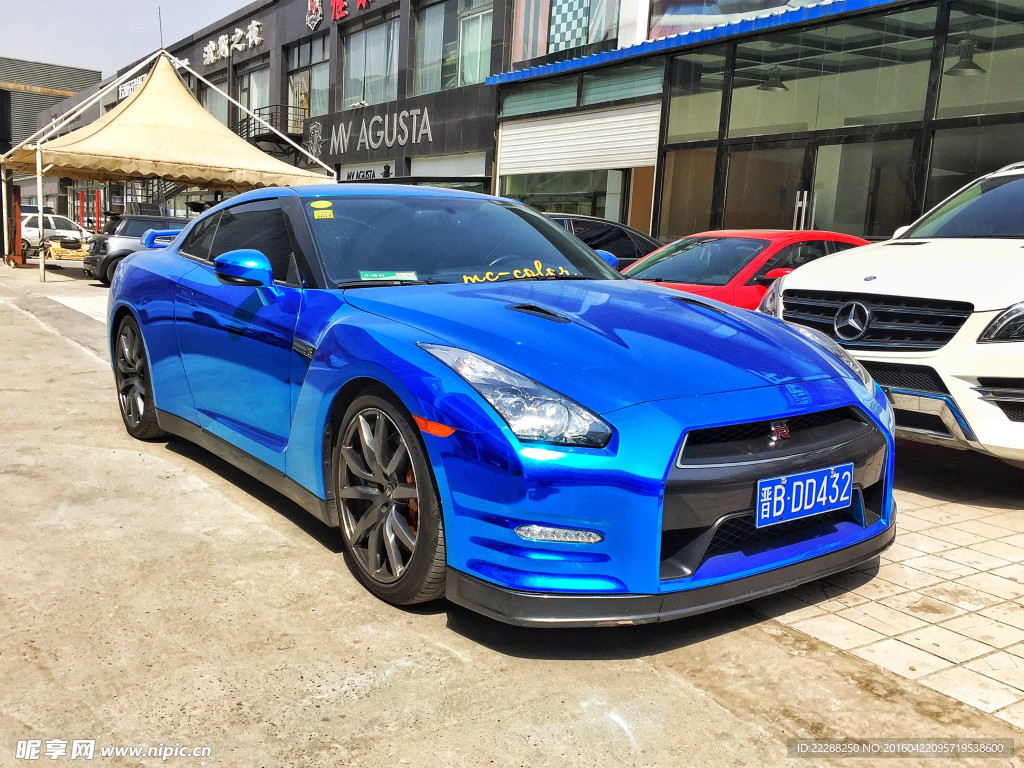 日产GTR