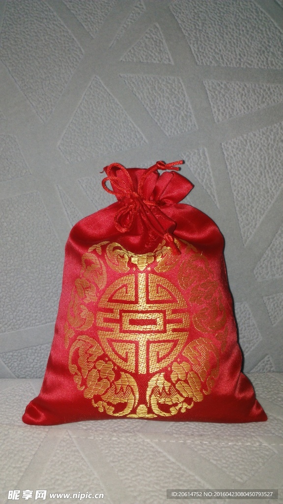 红色礼包