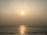 海上日出