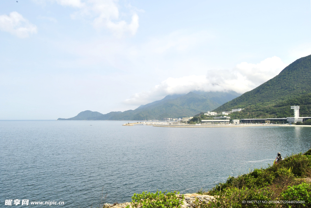 平静海水