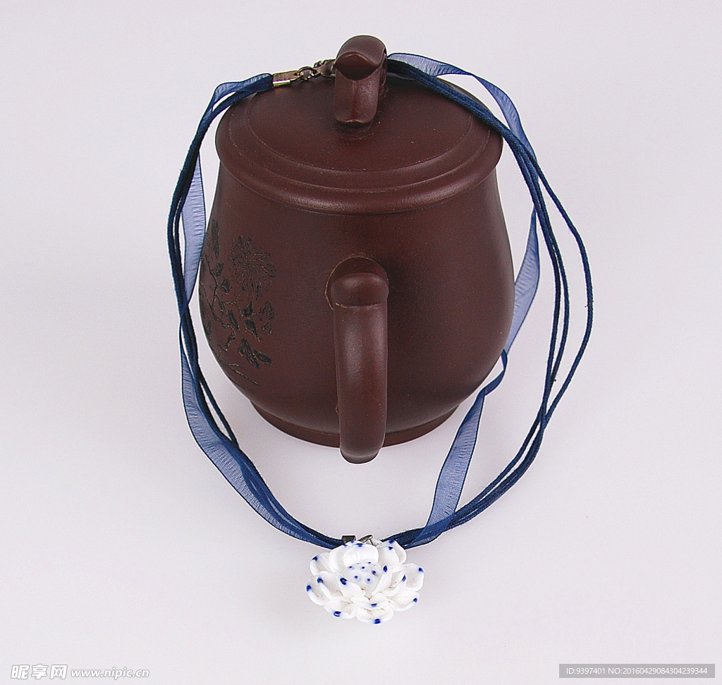 项链茶壶