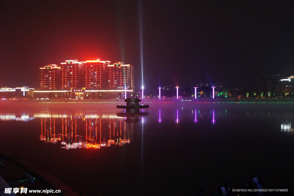 河源喷泉夜景