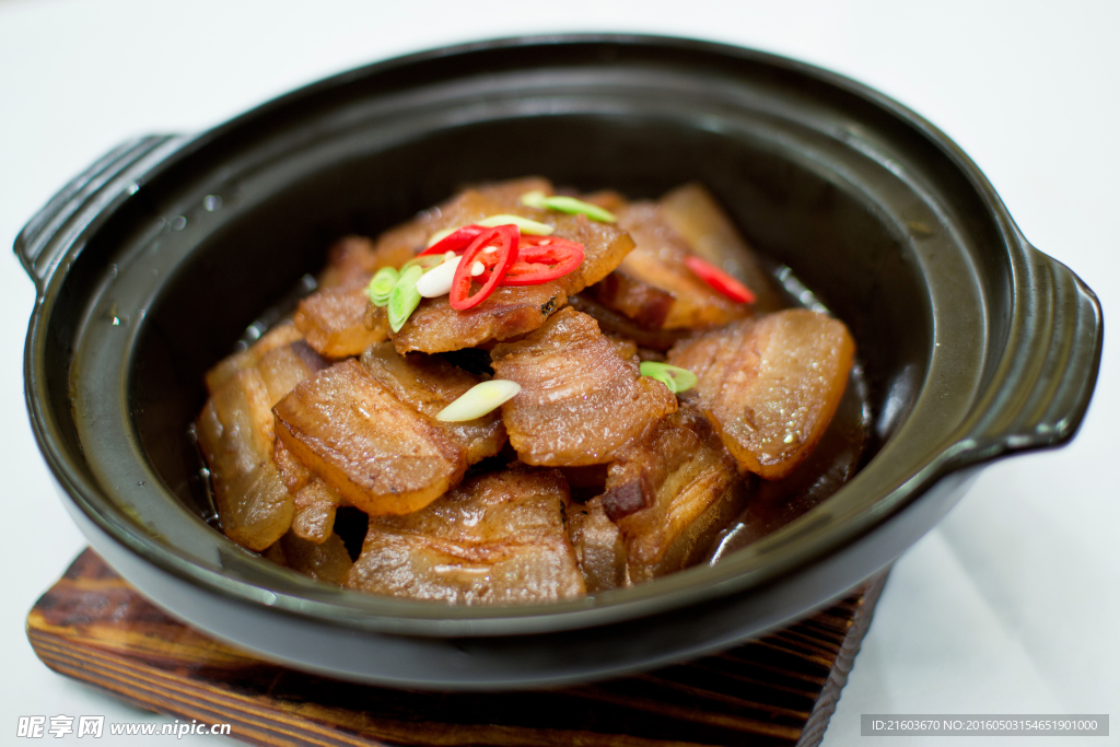 猪肉煲