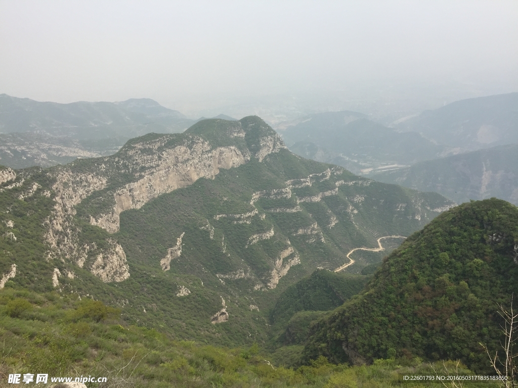 架山