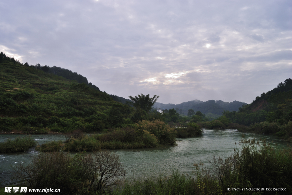 盘阳河