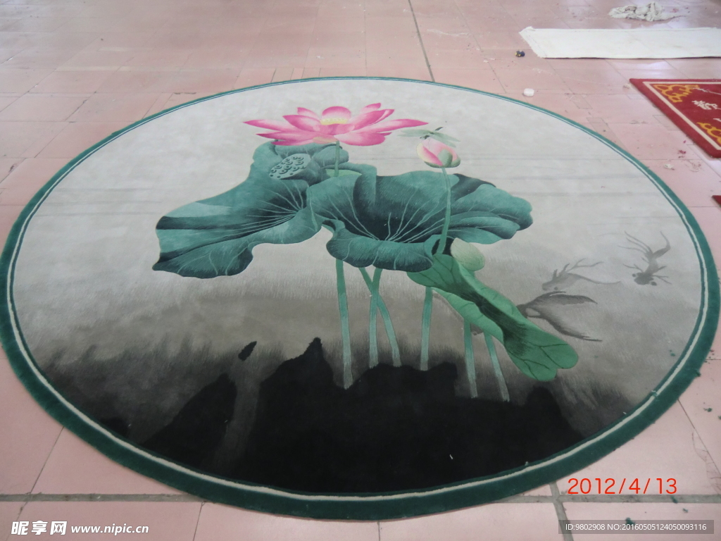 荷花手工制作地毯