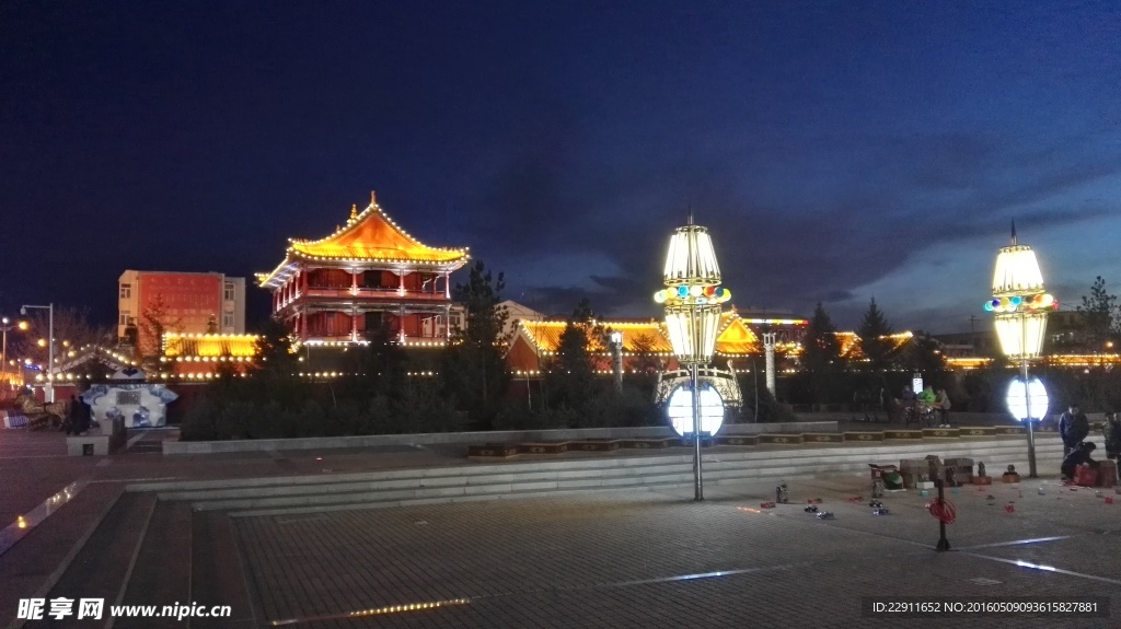 小城夜景