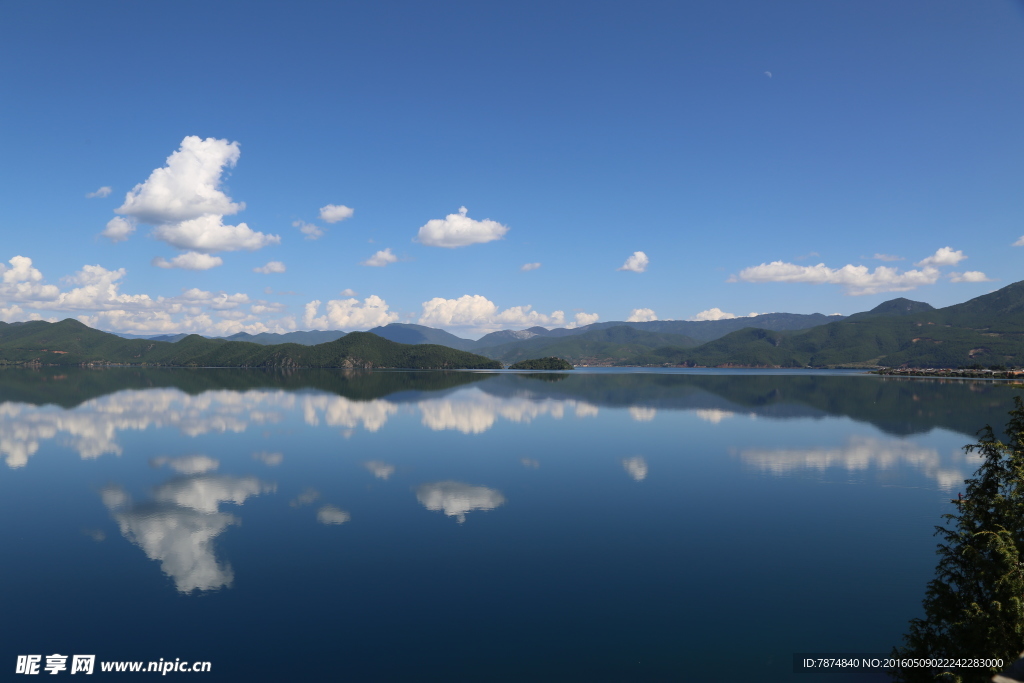 泸沽湖