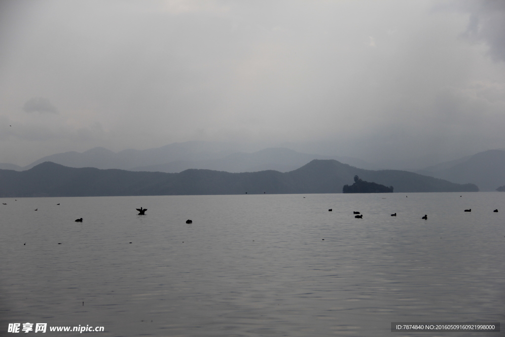 泸沽湖