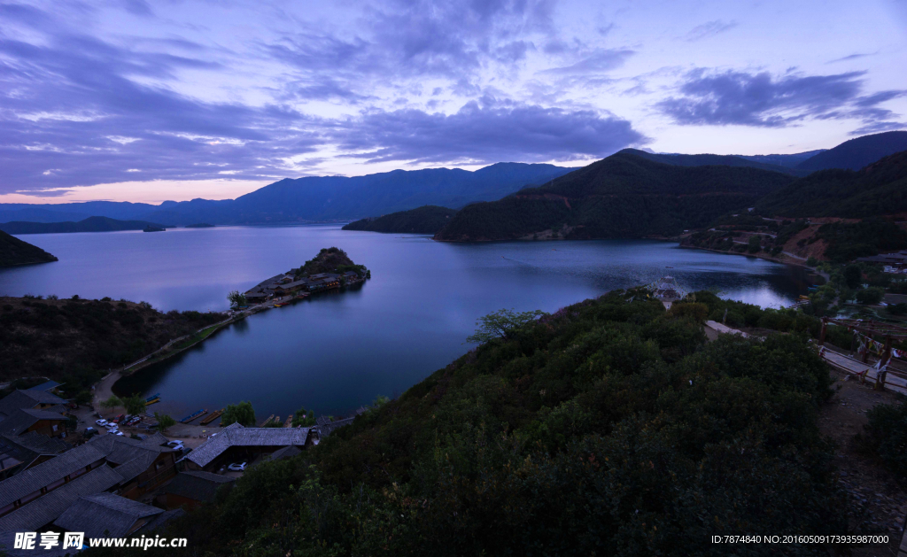 泸沽湖