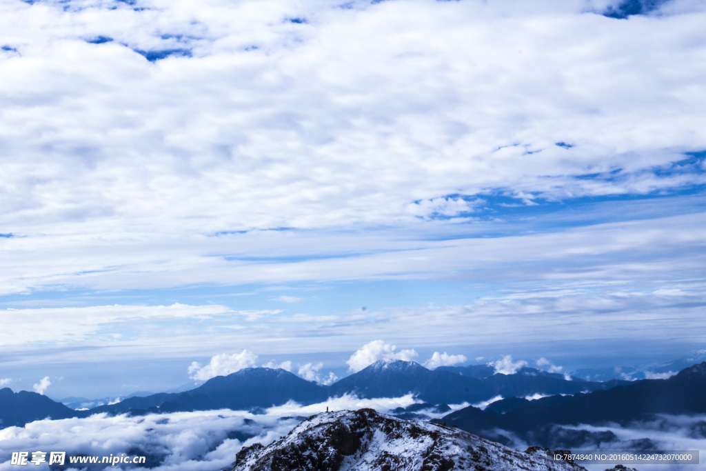 牛背山