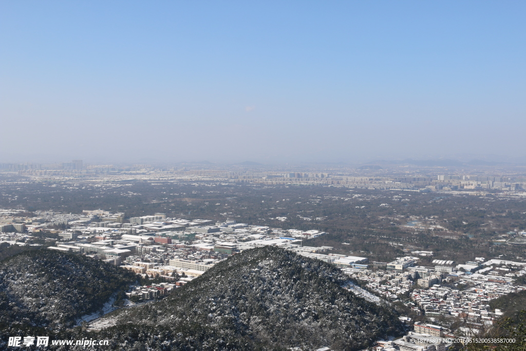 天空雪景