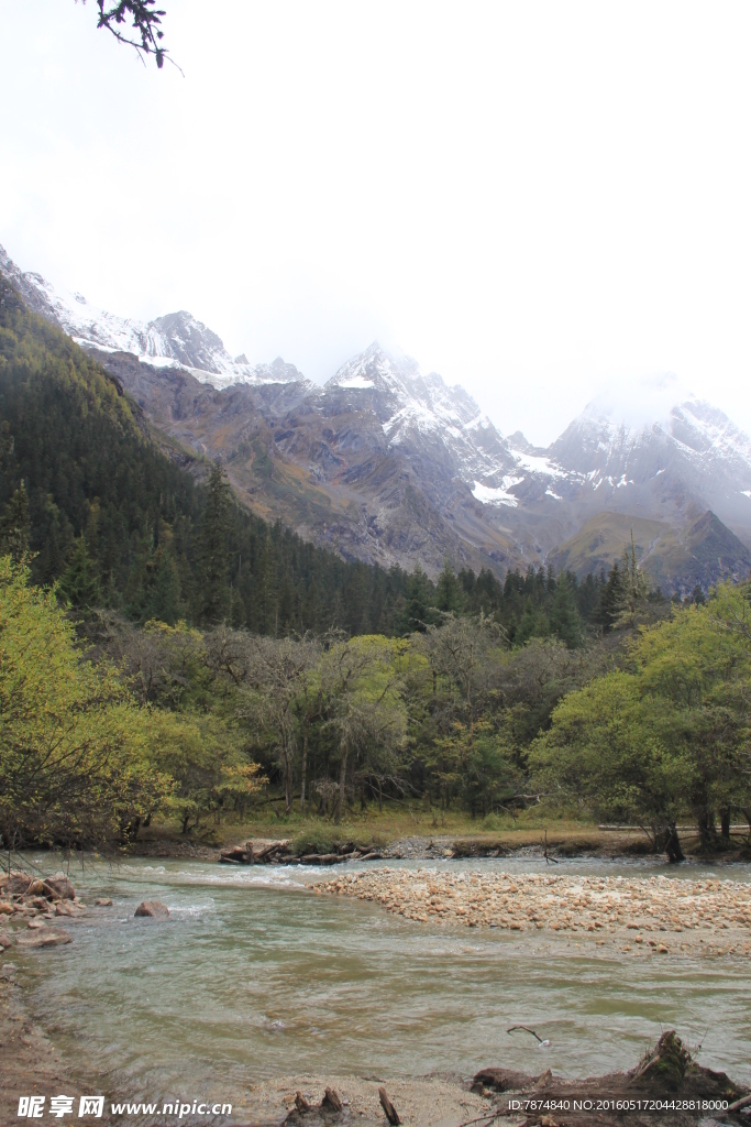 四姑娘山