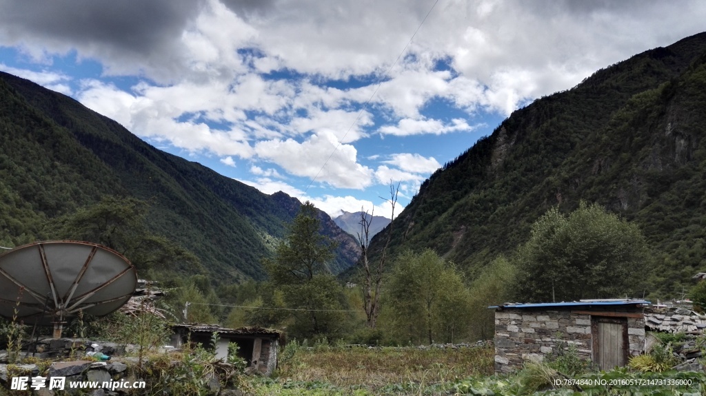 四姑娘山