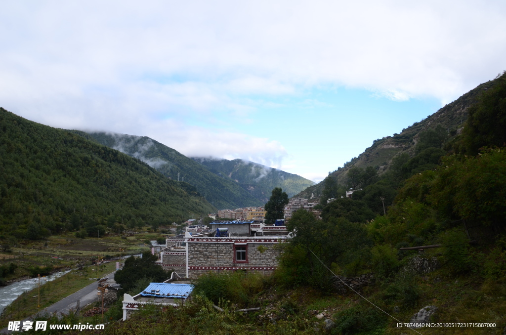 四姑娘山