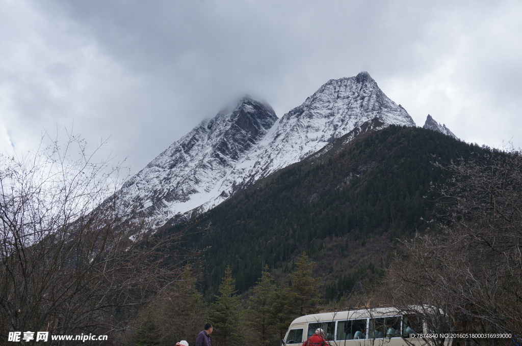 四姑娘山