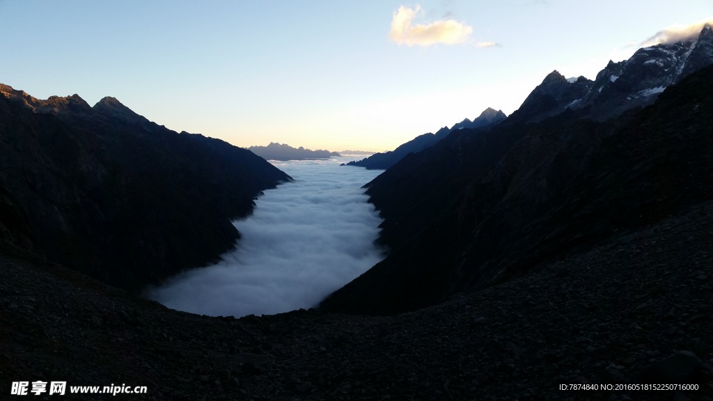 四姑娘山
