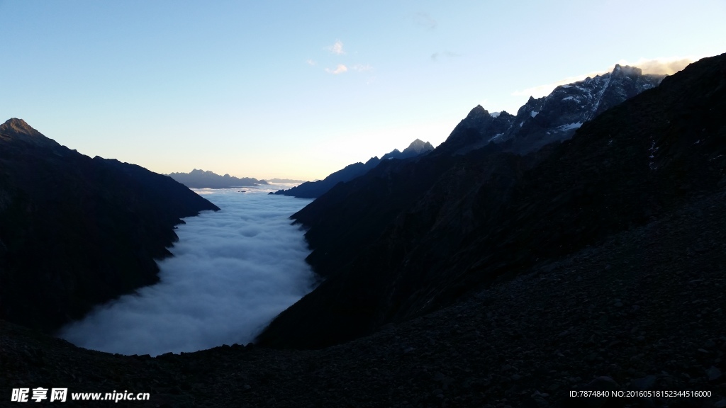 四姑娘山