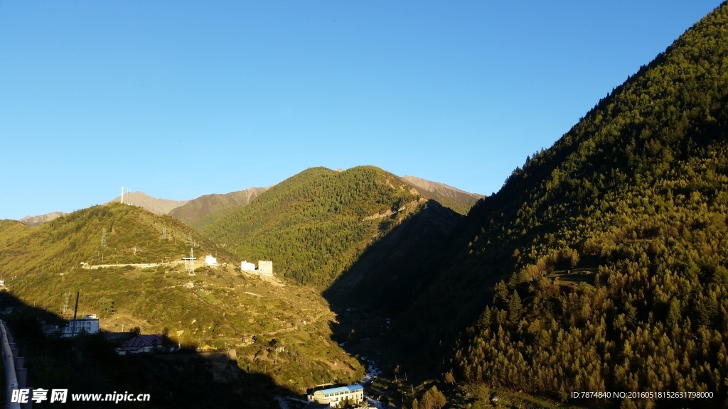 四姑娘山