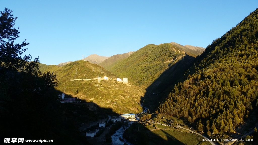 四姑娘山