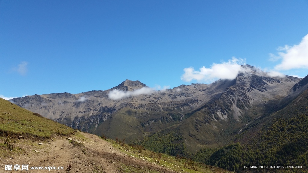 四姑娘山