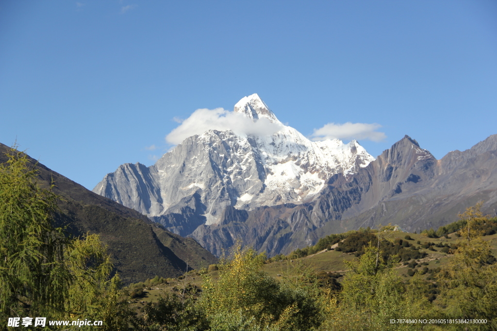 四姑娘山